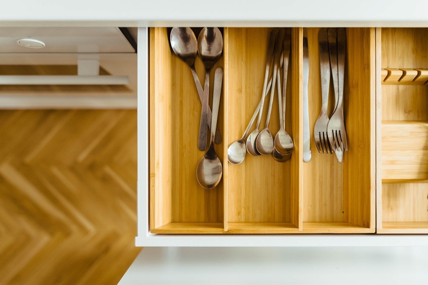 kitchen-storage-drawer-inserts