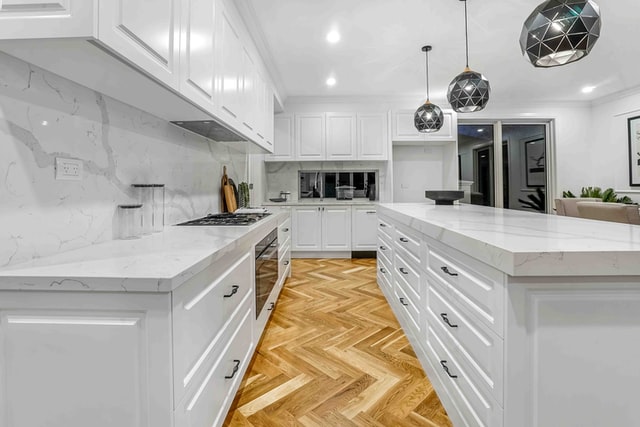 kitchen-renovation-practical-island