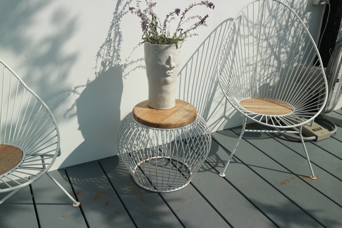 vintage style white iron chairs
