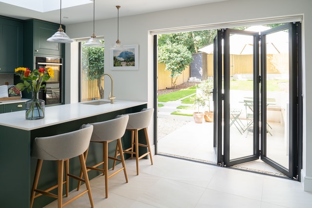 sunroom-ideas-bifolds