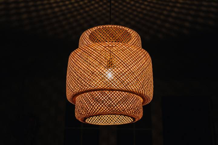 hanging rattan pendant light