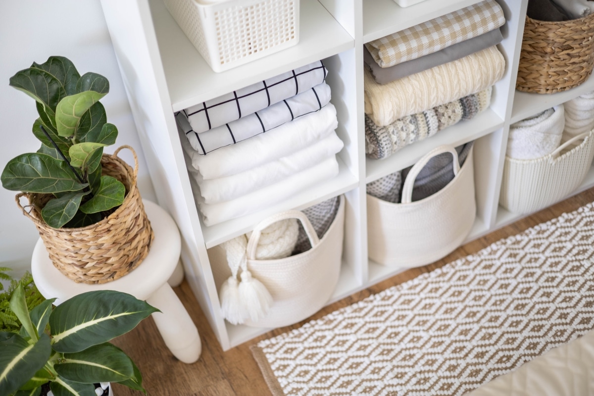 laundry cubby storage