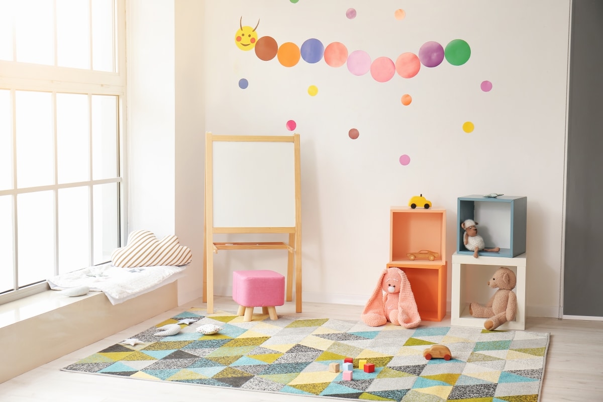 DIY wall art in kids room